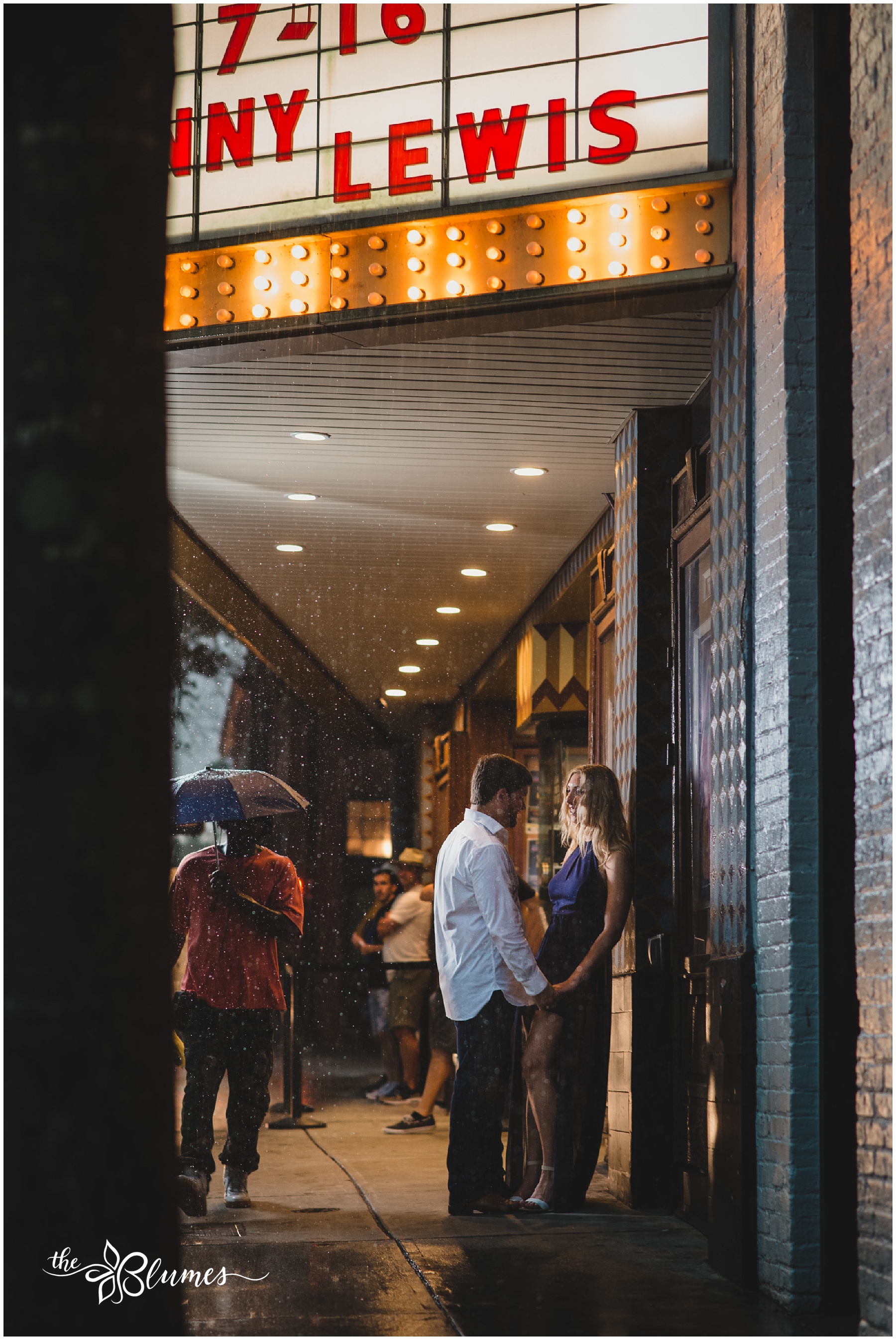 Athens GA,UGA,downtown,engagement,north campus,photography,portraits,rainy,